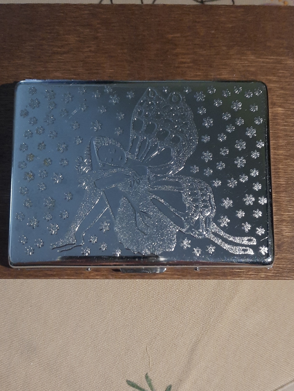 Silver Butterfly Compact Case